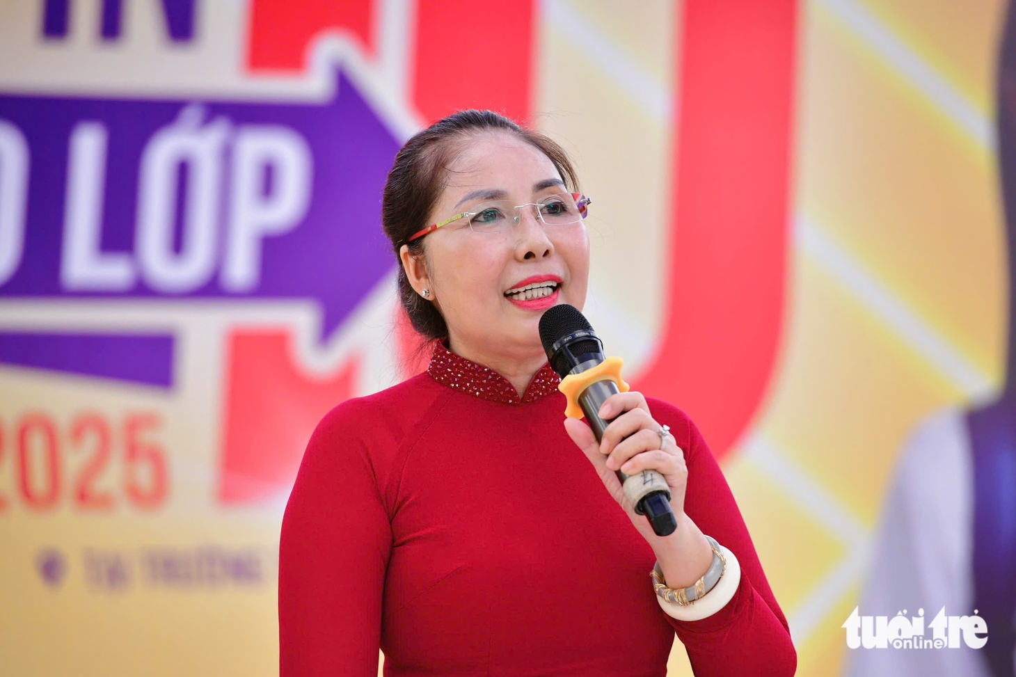 lớp 10 - Ảnh 5.