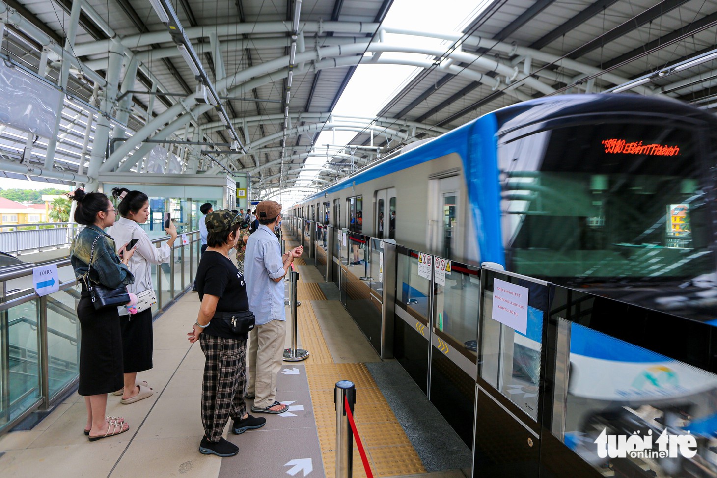 hạ tầng giao thông - Ảnh 1.