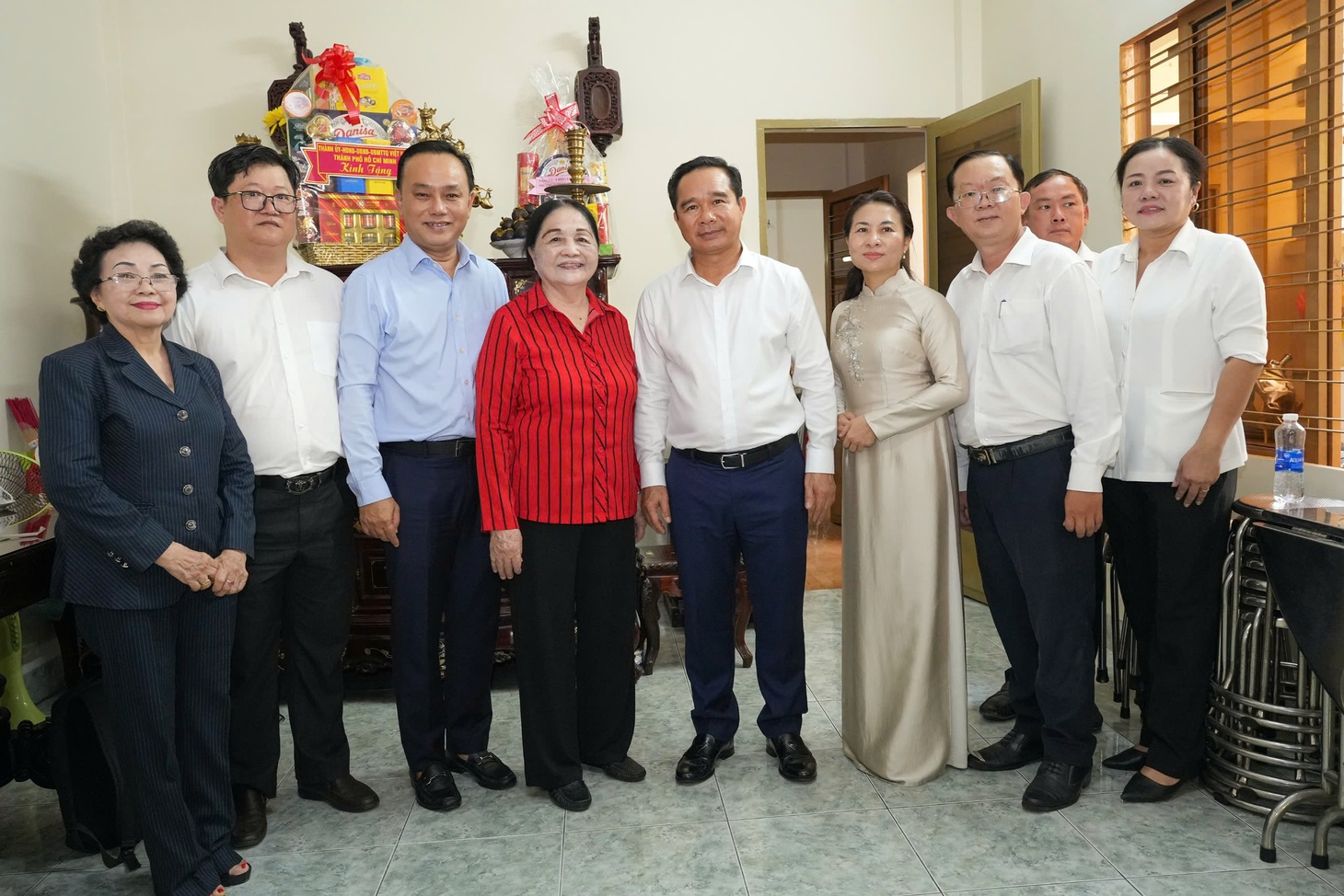 Chủ tịch Nguyễn Văn Được thăm cán bộ, chiến sĩ làm nên Đại thắng mùa xuân 1975 - Ảnh 6.
