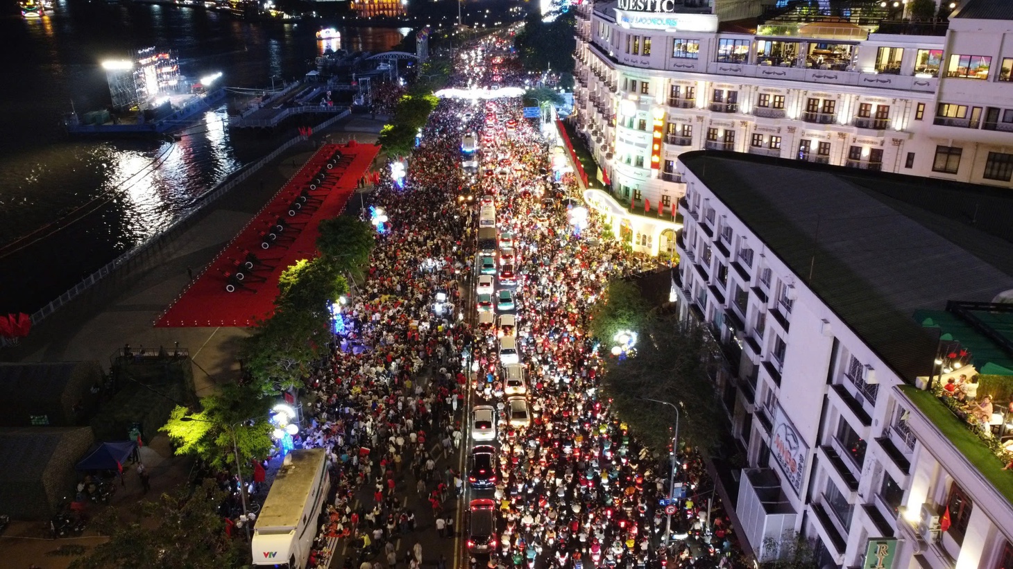cờ đỏ sao vàng - Ảnh 16.
