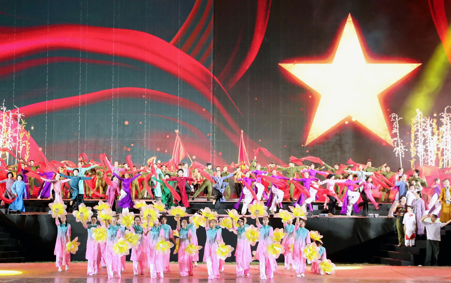 mùa xuân thống nhất - Ảnh 17.
