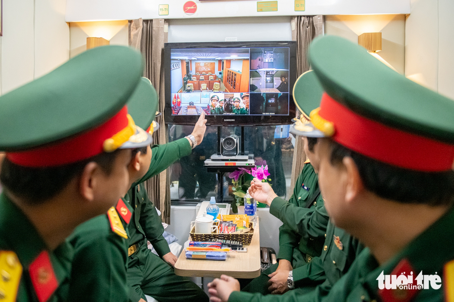 Lực lượng diễu binh của Bộ Quốc phòng bắt đầu hành quân vào Nam - Ảnh 5.