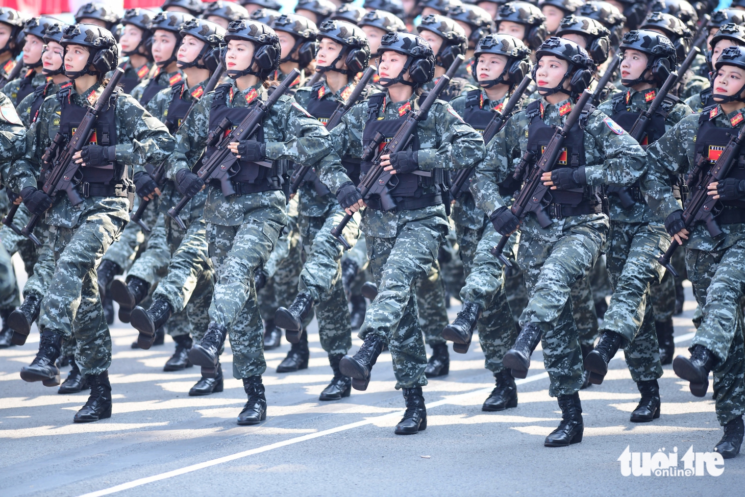 diễu binh - Ảnh 2.