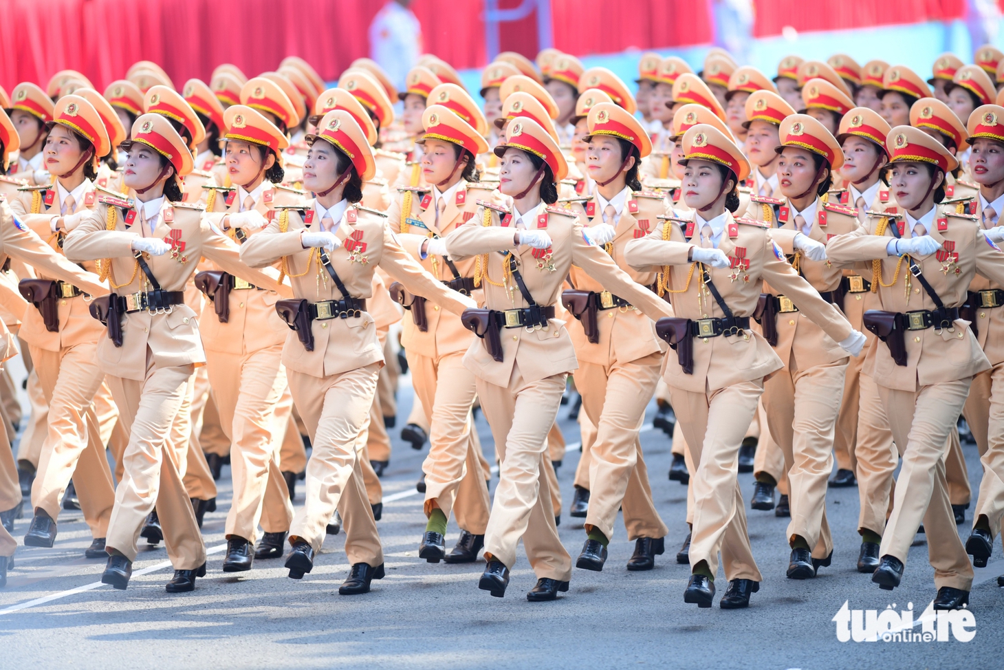 Nhan sắc không tì vết của khối nữ diễu binh - Ảnh 8.