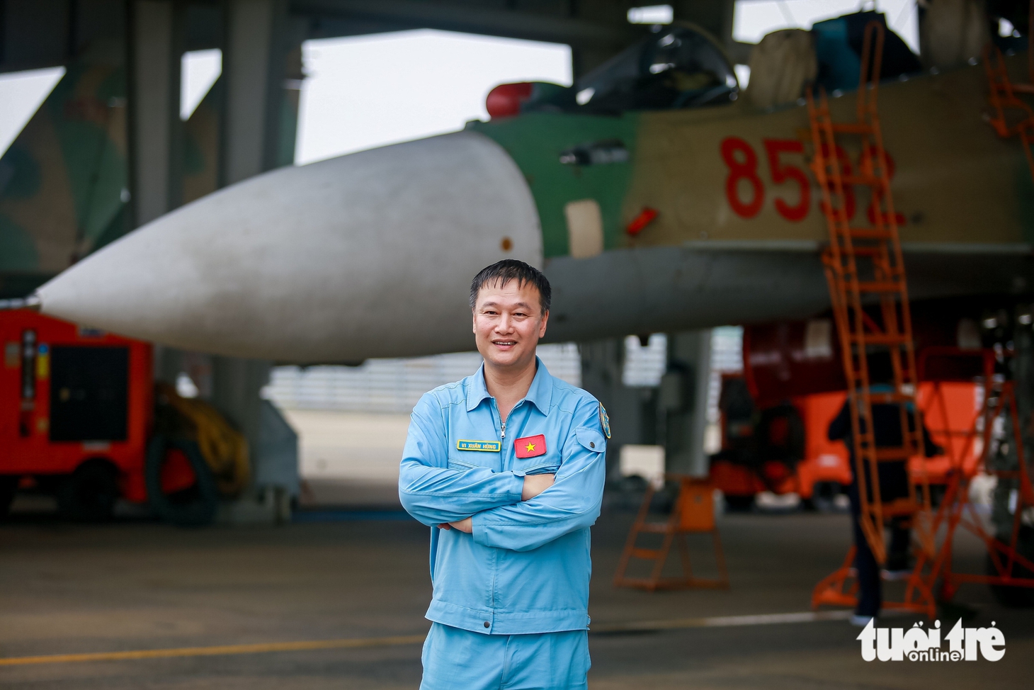 Phi công tiêm kích: 'Bầu trời nơi tôi đang bay bố cũng từng qua' - Ảnh 1.