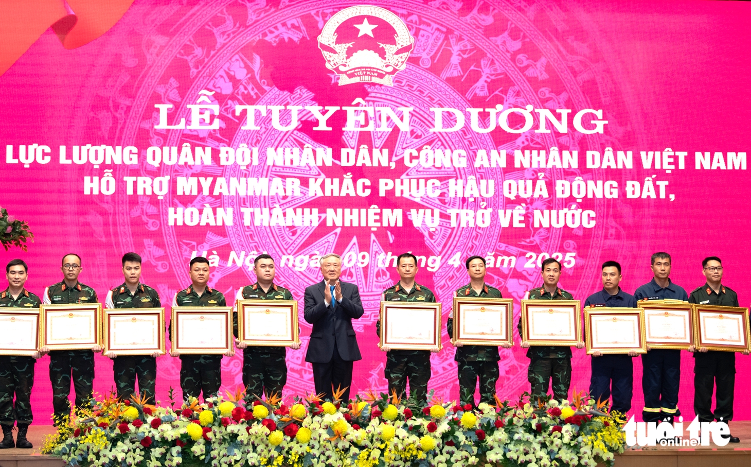 Thủ tướng Phạm Minh Chính tuyên dương lực lượng cứu hộ động đất tại Myanmar - Ảnh 5.