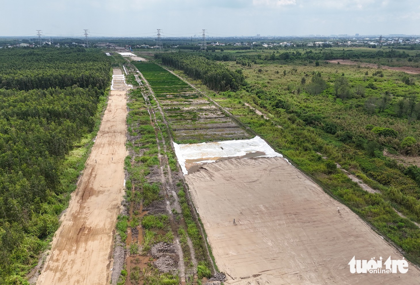Công trường vành đai 3 TP.HCM phía Tây đi chậm chạp chờ cát - Ảnh 5.