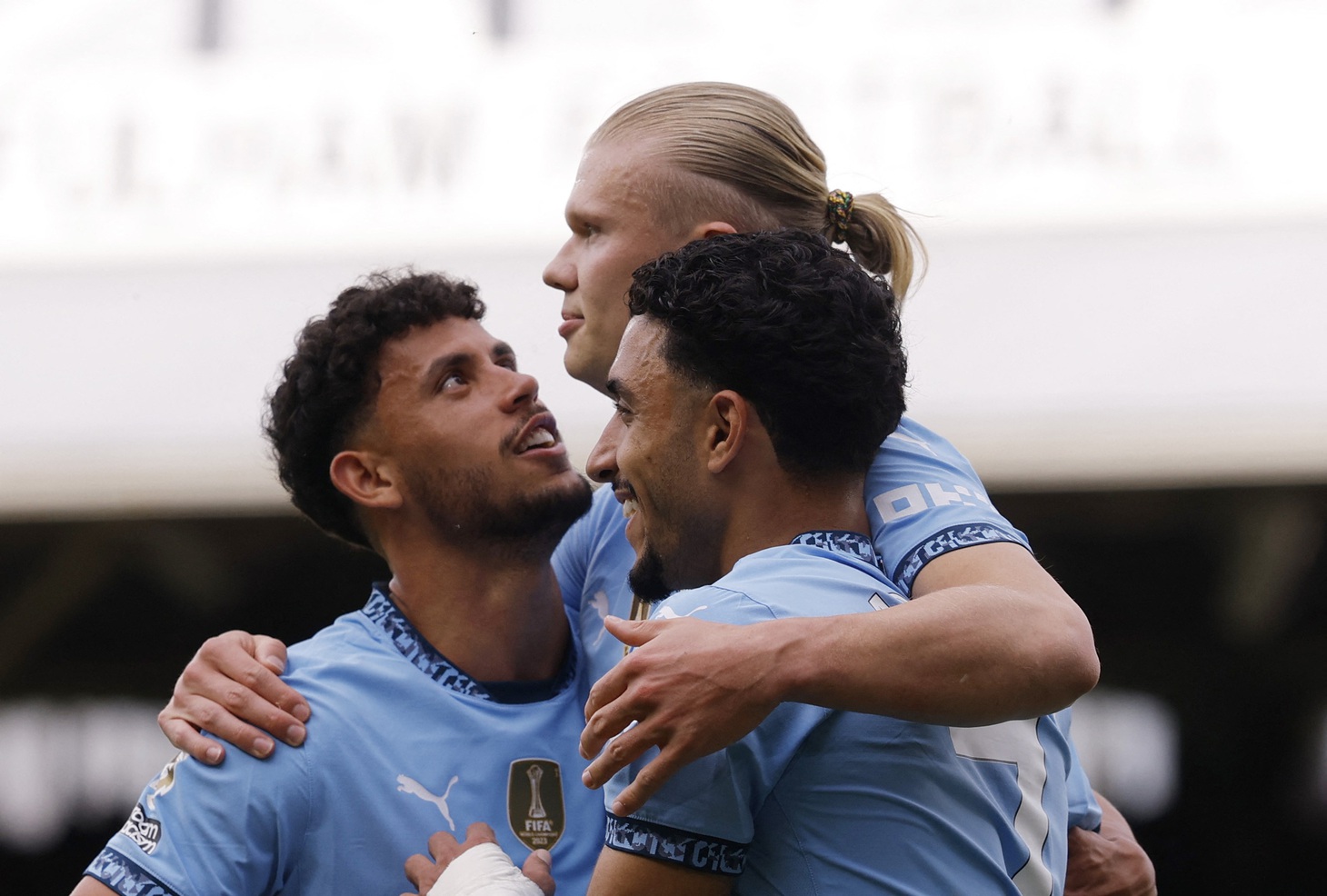 Man City, Chelsea và Newcastle giành vé dự Champions League - Ảnh 1.