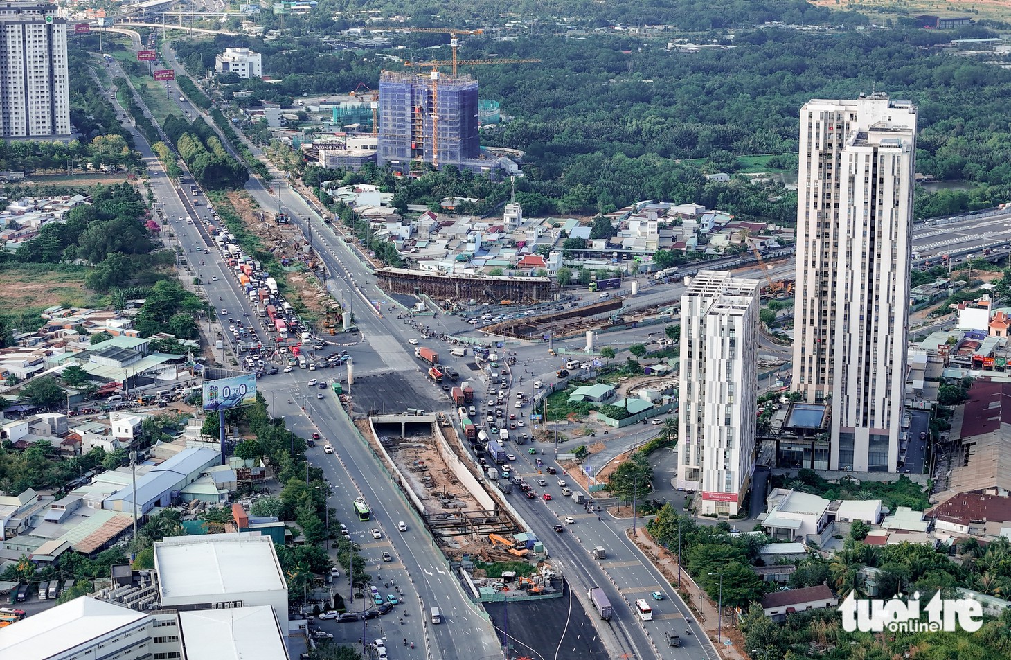 Toàn cảnh hầm chui tại nút An Phú đã 'xong 99%' nhưng chưa biết ngày thông xe vì chờ máy bơm - Ảnh 14.