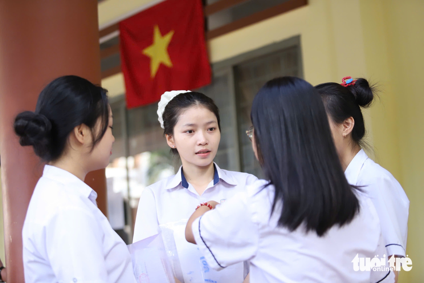 thi tốt nghiệp - Ảnh 25.