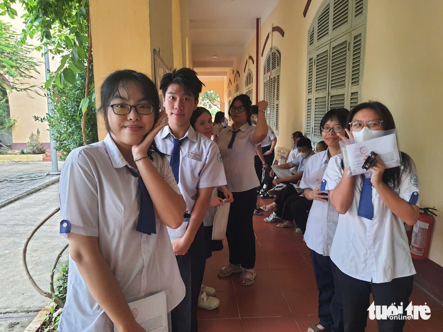 thi tốt nghiệp - Ảnh 26.