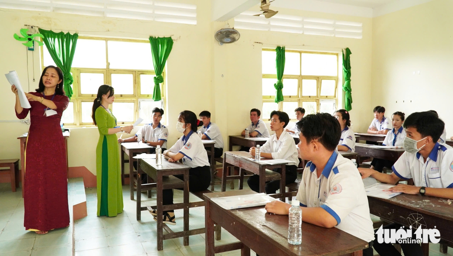 thi tốt nghiệp - Ảnh 27.