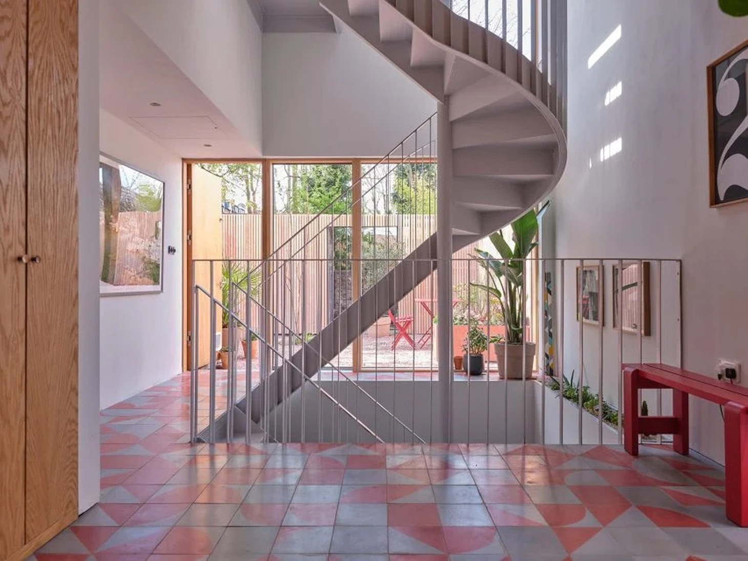 Twin House - ngôi nhà đôi ở London - Ảnh 4.