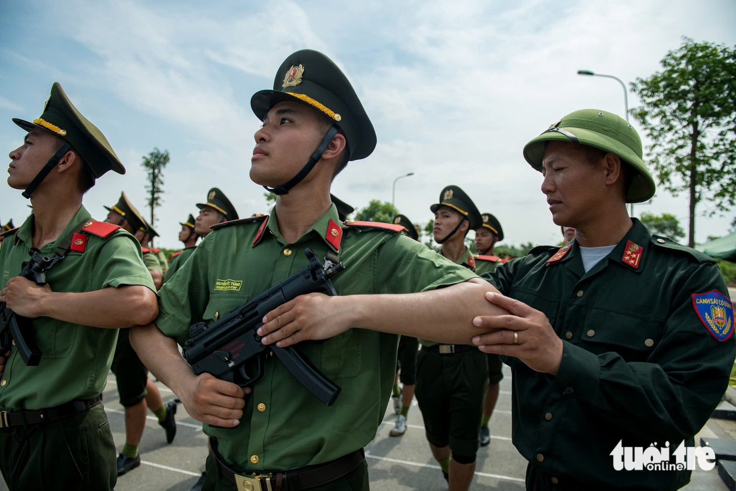 diễu binh - Ảnh 8.