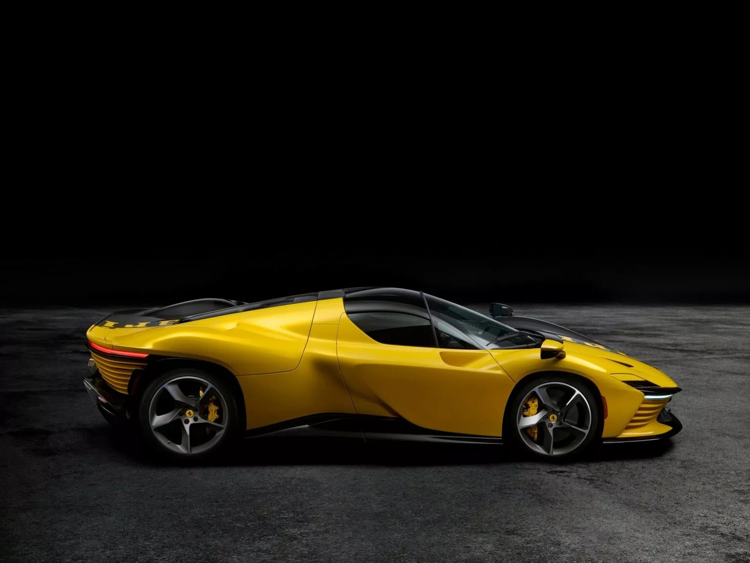 Chiếc xe Ferrari mới đắt nhất từng được bán đấu giá: Chốt sổ 684 tỉ đồng, là bản có 1 không 2 - Ảnh 8.