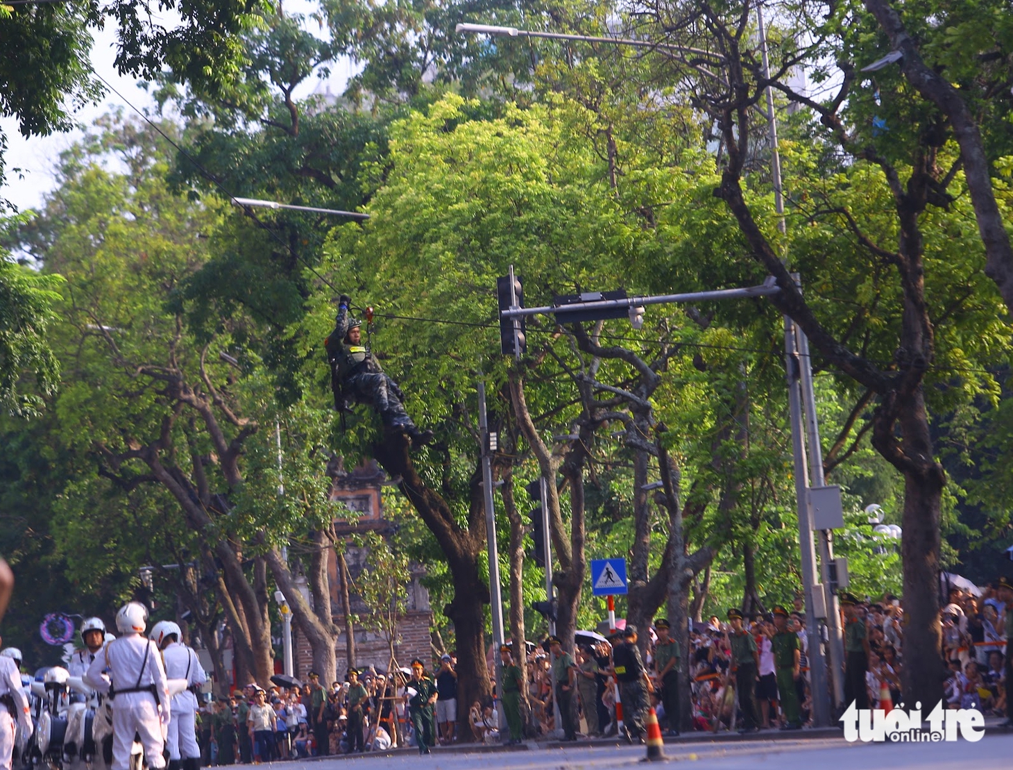 cảnh vệ - Ảnh 11.