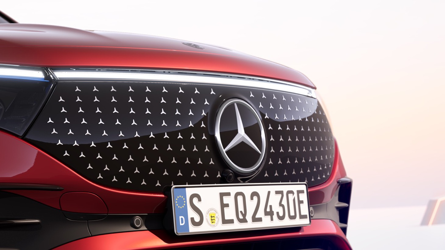 Xe điện Mercedes-Benz EQB 250+ từ 2,3 tỉ đồng, chạy Hà Nội - Huế mới cần sạc - Ảnh 2.