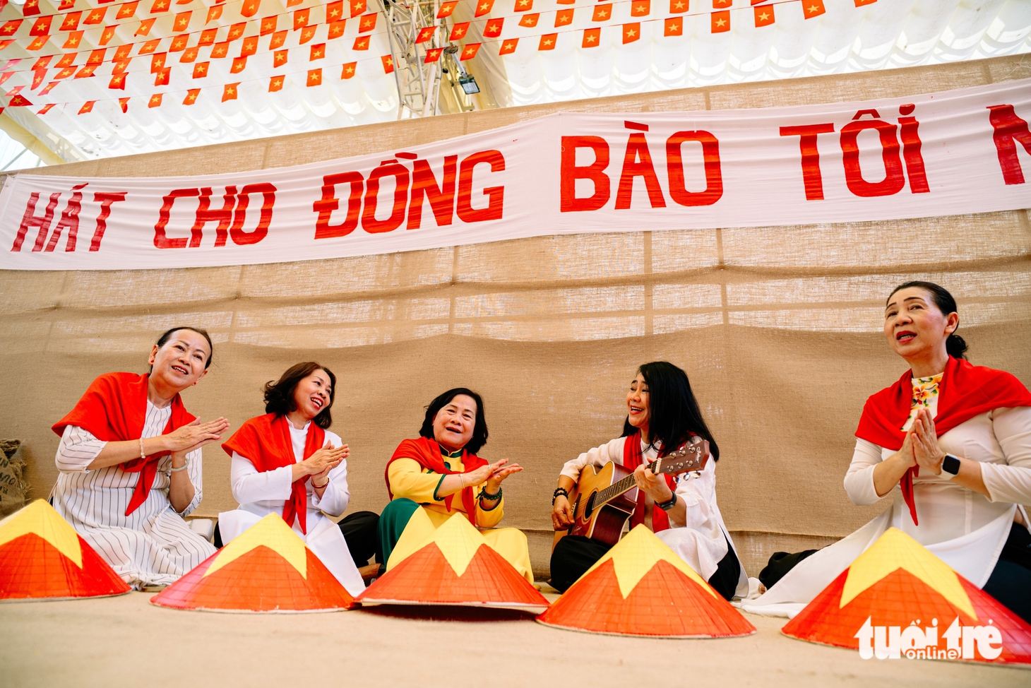 Tết độc lập - Ảnh 4.