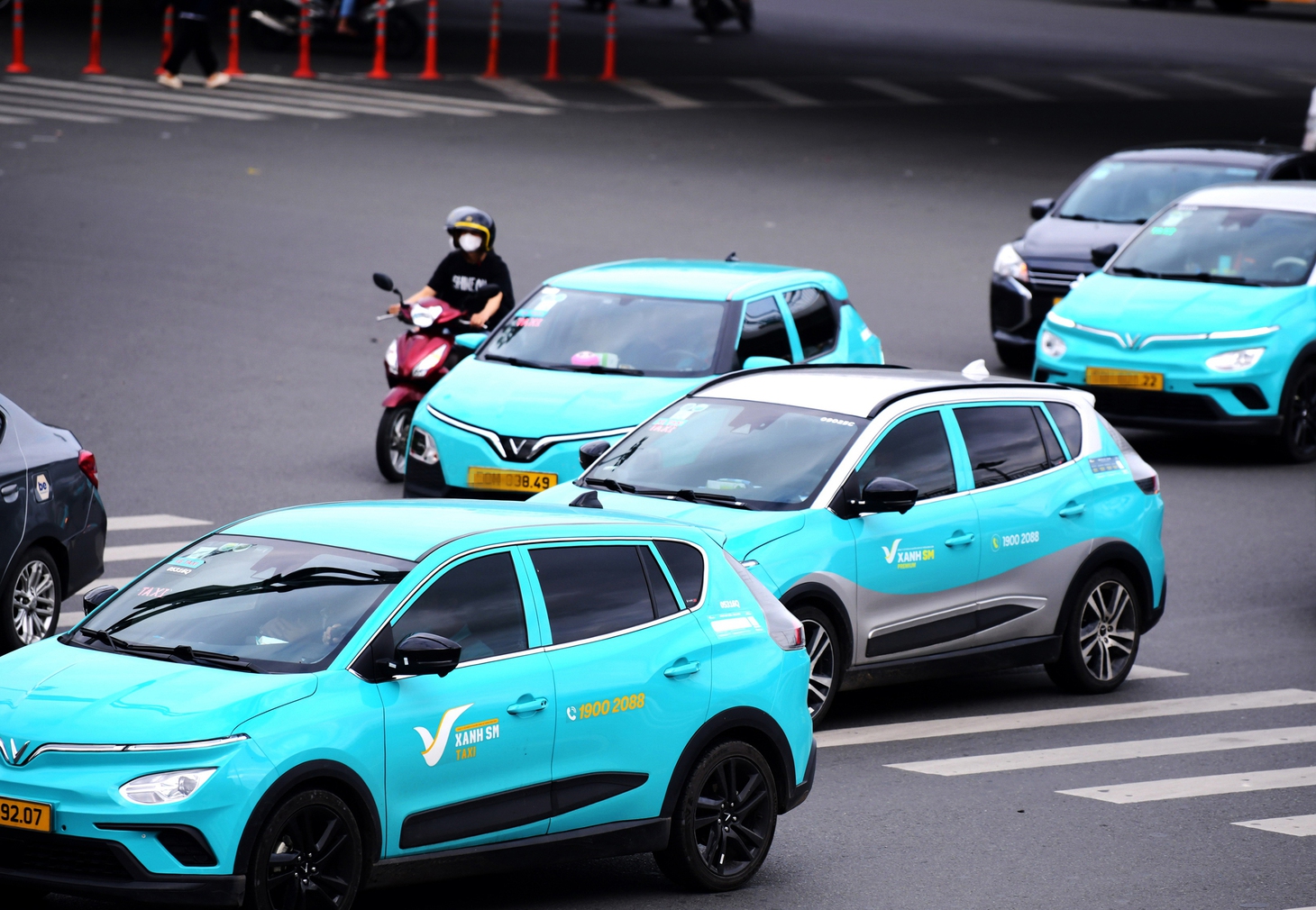 Doanh nghiệp khởi kiện hành vi vu khống, bịa đặt: Hành động pháp lý bảo vệ danh dự, quyền lợi - Ảnh 3.