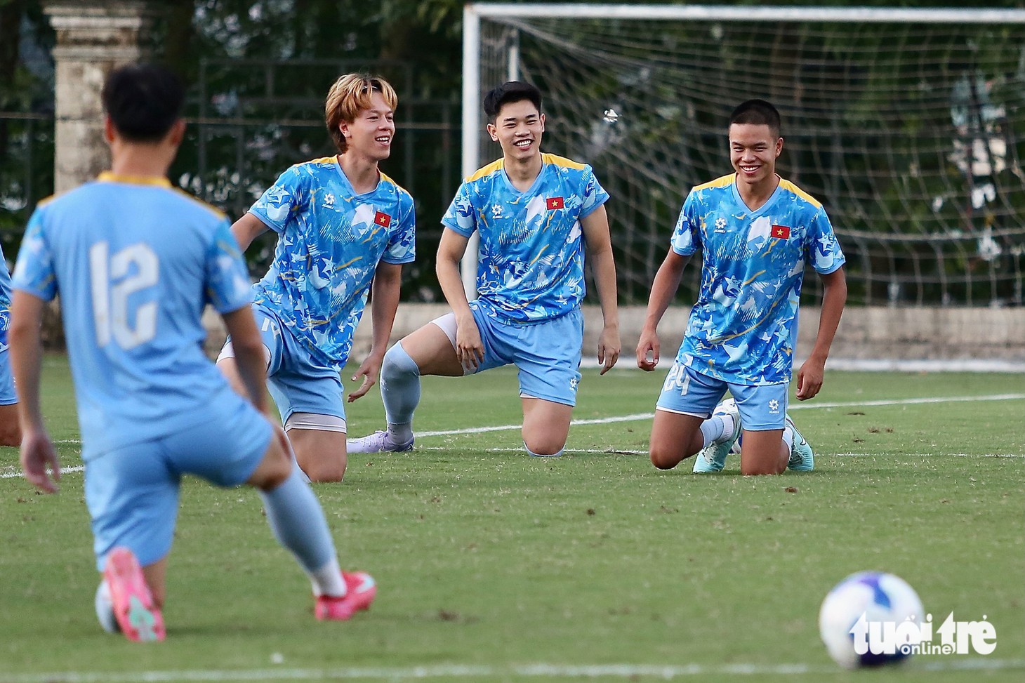 Trần Thành Trung vẫn vui vẻ dù bị loại khỏi U23 Việt Nam - Ảnh 2.