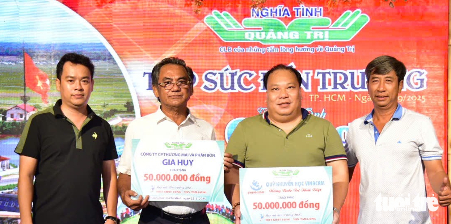 Những người con Quảng Trị tại TP.HCM góp hơn 2 tỉ đồng cho Tuổi Trẻ tiếp sức đến trường - Ảnh 10.