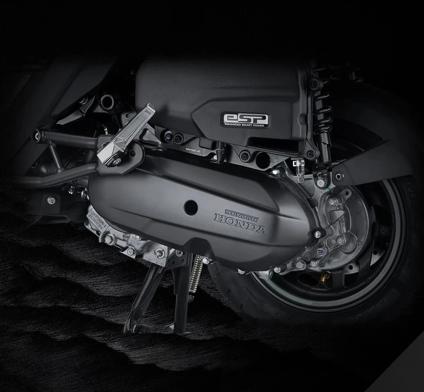 Honda ra mắt xe tay ga SquareX125: Dáng 'hình hộp' độc đáo, ABS 2 kênh - Ảnh 13.