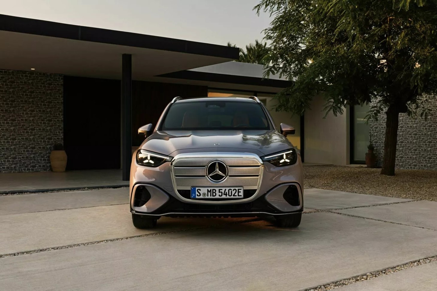 Mercedes-Benz GLC - Ảnh 2.