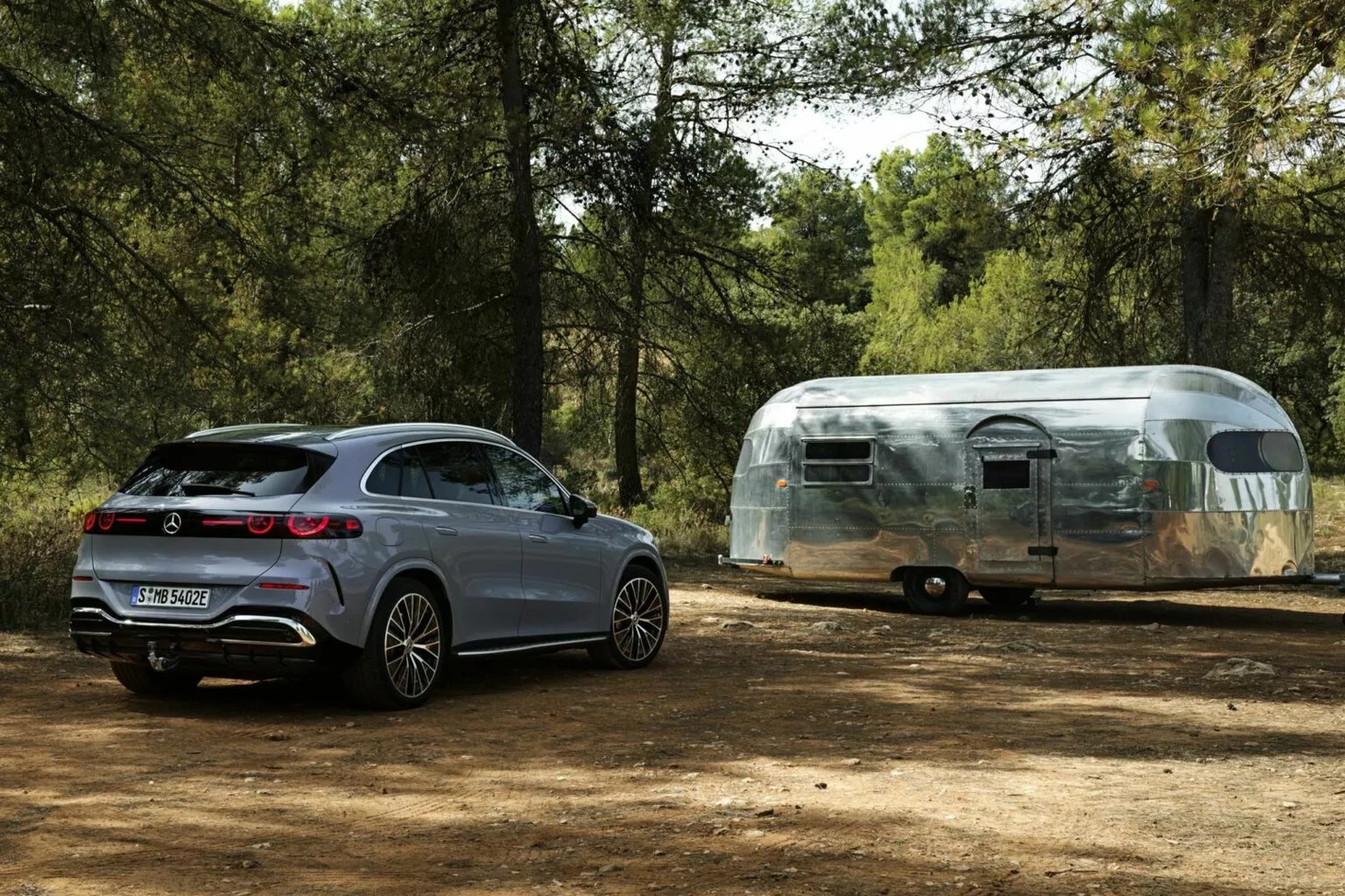 Mercedes-Benz GLC bản điện ra mắt: Màn lớn chưa từng có, ghế rung theo nhạc, chạy hơn 700km/sạc - Ảnh 11.