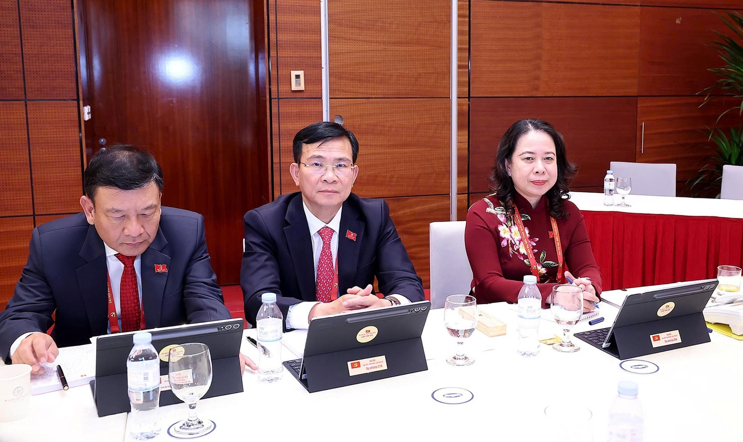 Đại hội XIV của Đảng: Đại biểu thảo luận các văn kiện Đại hội tại đoàn - Ảnh 12.