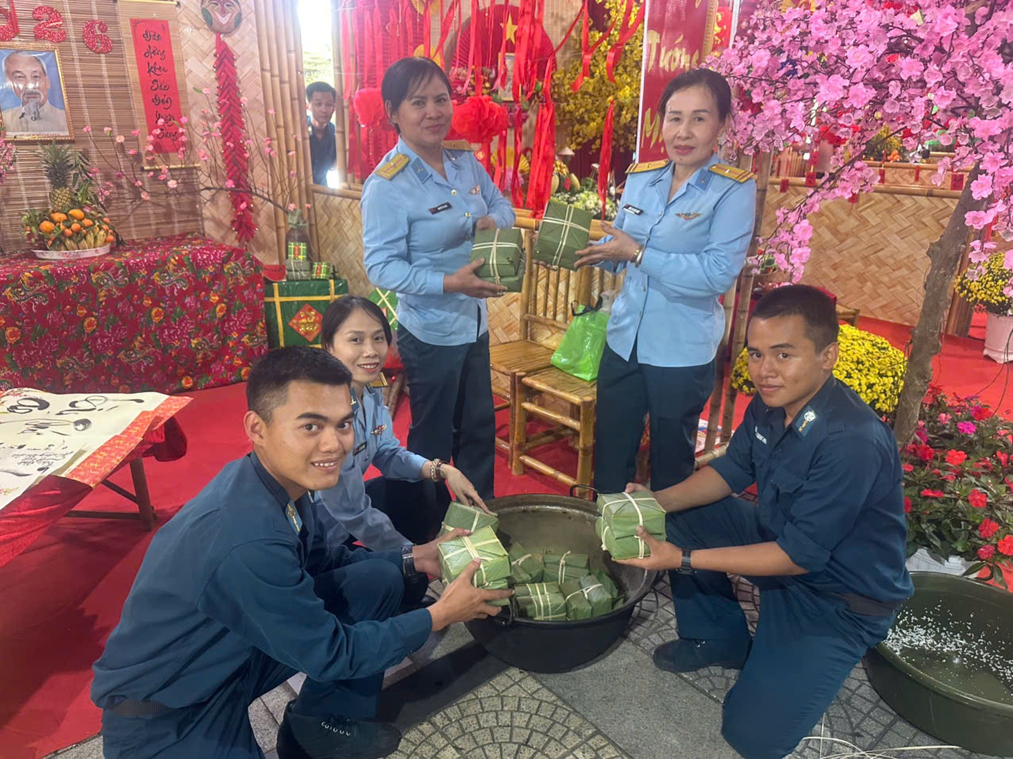 bánh chưng - Ảnh 1.