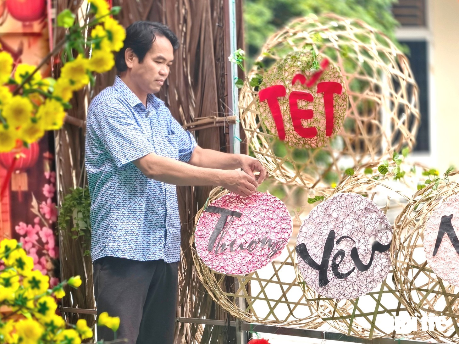 Nghề đan giỏ trạc ở Xuân Thới Sơn được công nhận là nghề truyền thống TP.HCM - Ảnh 5.