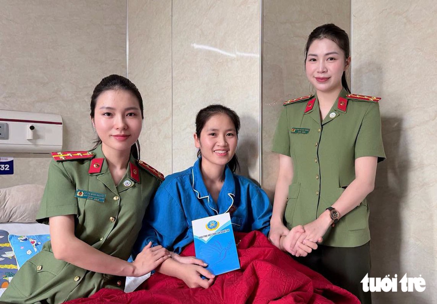 Cô giáo phải cưa chân vì cứu học trò: 'Tôi mong sớm trở lại bục giảng' - Ảnh 6.