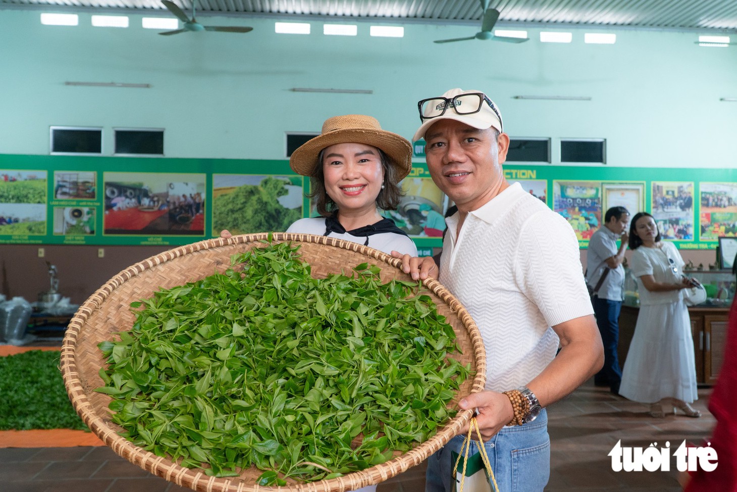 Có gì trên chuyến tàu di sản về xứ trà Thái Nguyên chỉ 200.000 đồng - Ảnh 3.