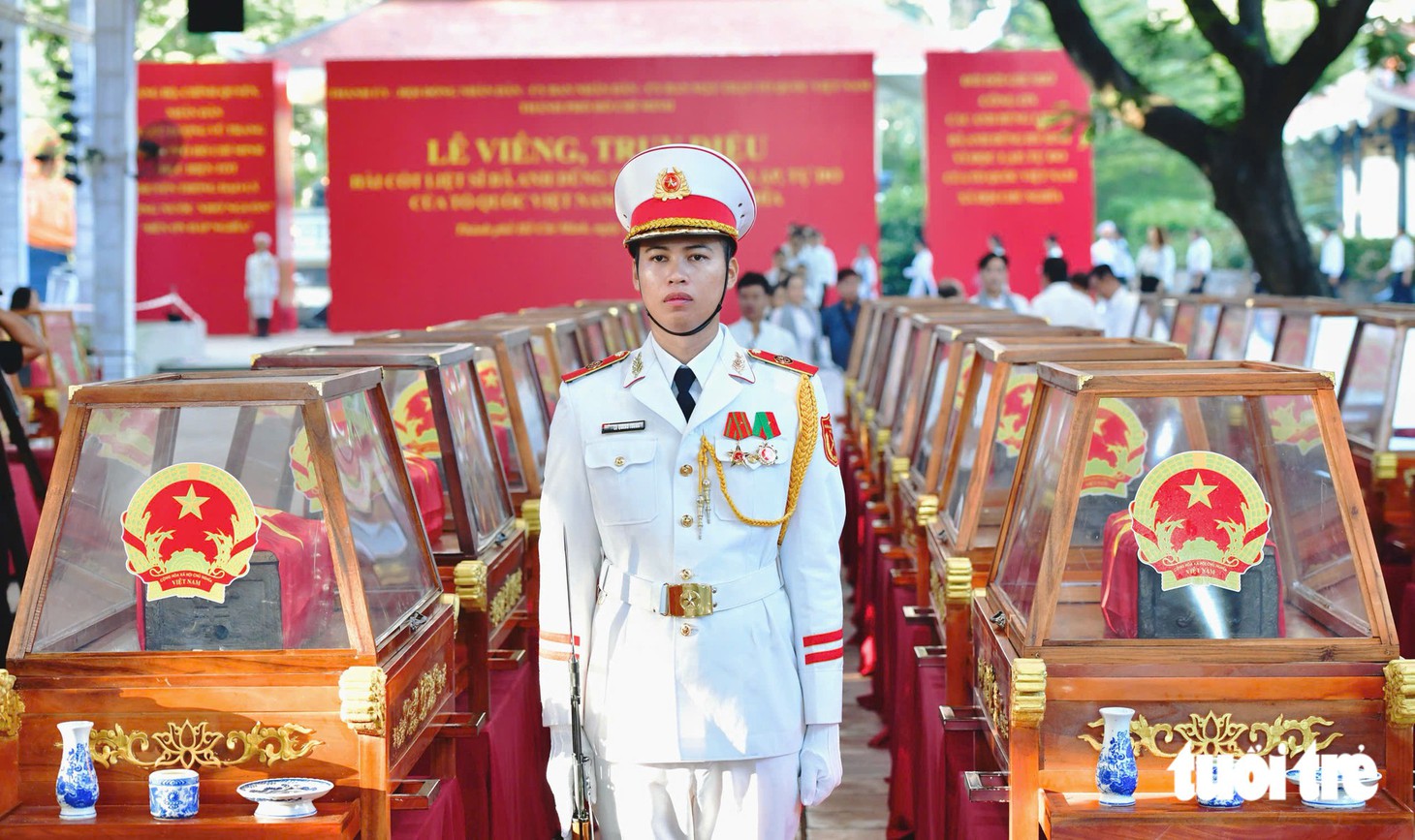 "Xin dâng hương những linh hồn bất tử" vang lên trong Tổng duyệt Lễ truy điệu, an táng liệt sĩ tại công viên Lê Thị Riêng - Ảnh 4.