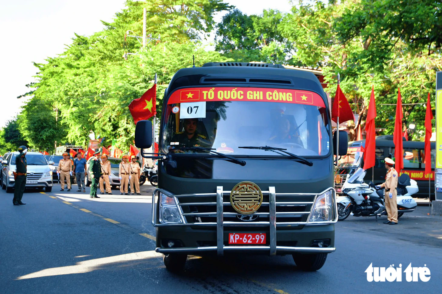 "Xin dâng hương những linh hồn bất tử" vang lên trong Tổng duyệt Lễ truy điệu, an táng liệt sĩ tại công viên Lê Thị Riêng - Ảnh 12.