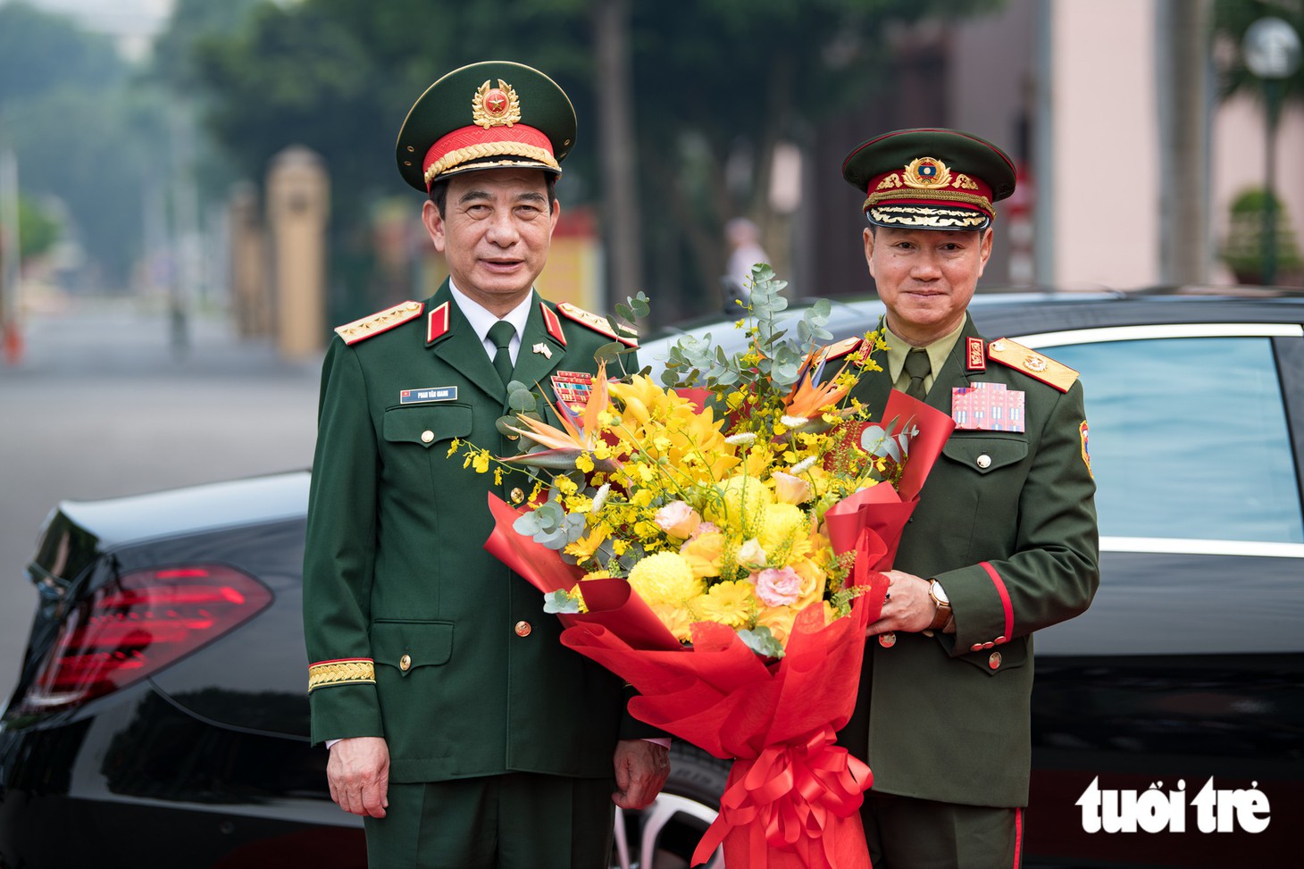 Đại tướng Phan Văn Giang hội đàm với Phó thủ tướng Lào thúc đẩy hợp tác Quốc phòng 2026 - Ảnh 1.
