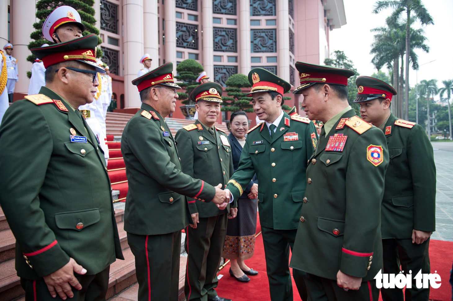 Đại tướng Phan Văn Giang hội đàm với Phó thủ tướng Lào thúc đẩy hợp tác Quốc phòng 2026 - Ảnh 6.