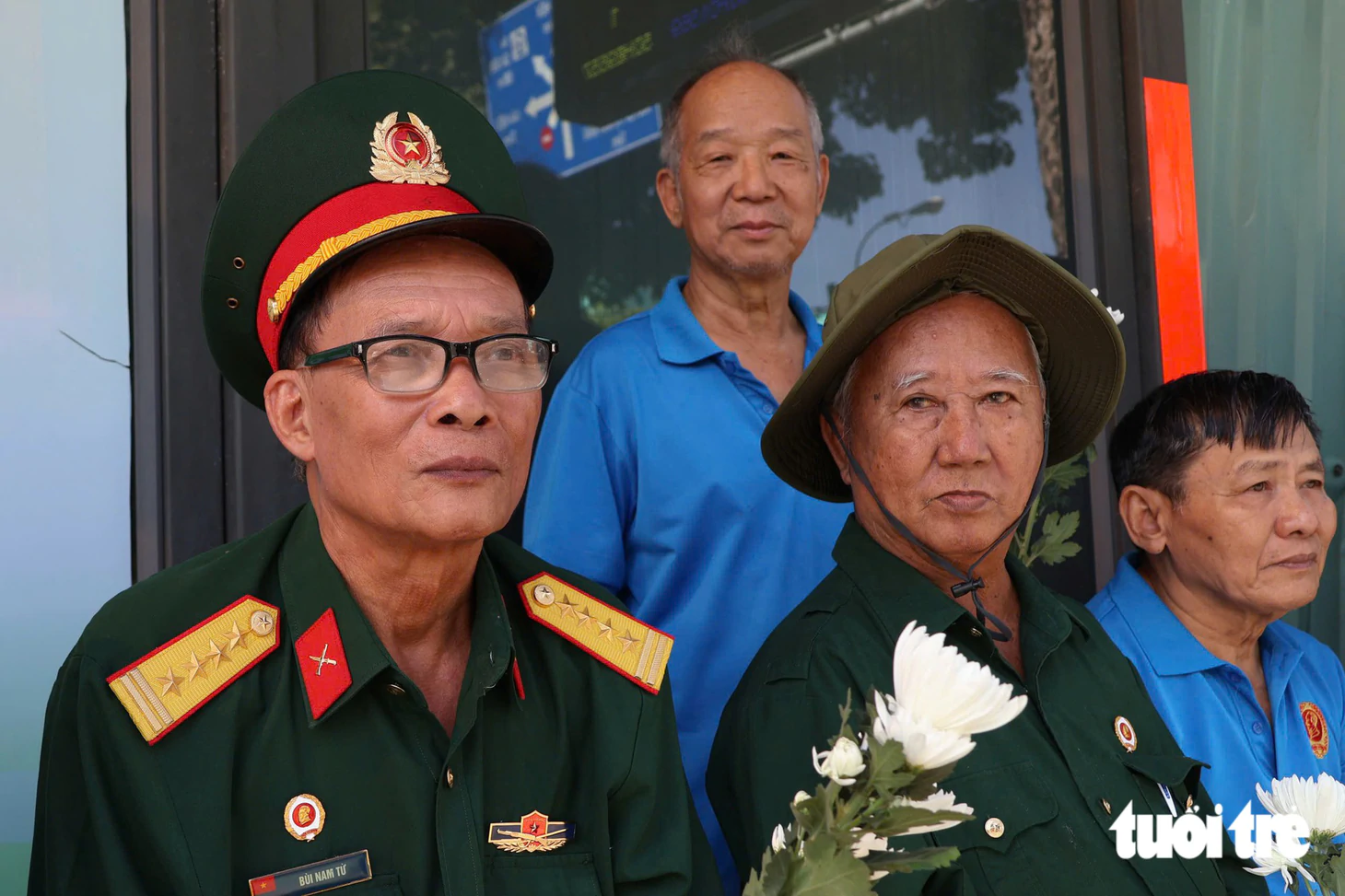Các anh trở về giữa lòng nhân dân, ấm vô cùng vòng tay mẹ Việt Nam - Ảnh 27.