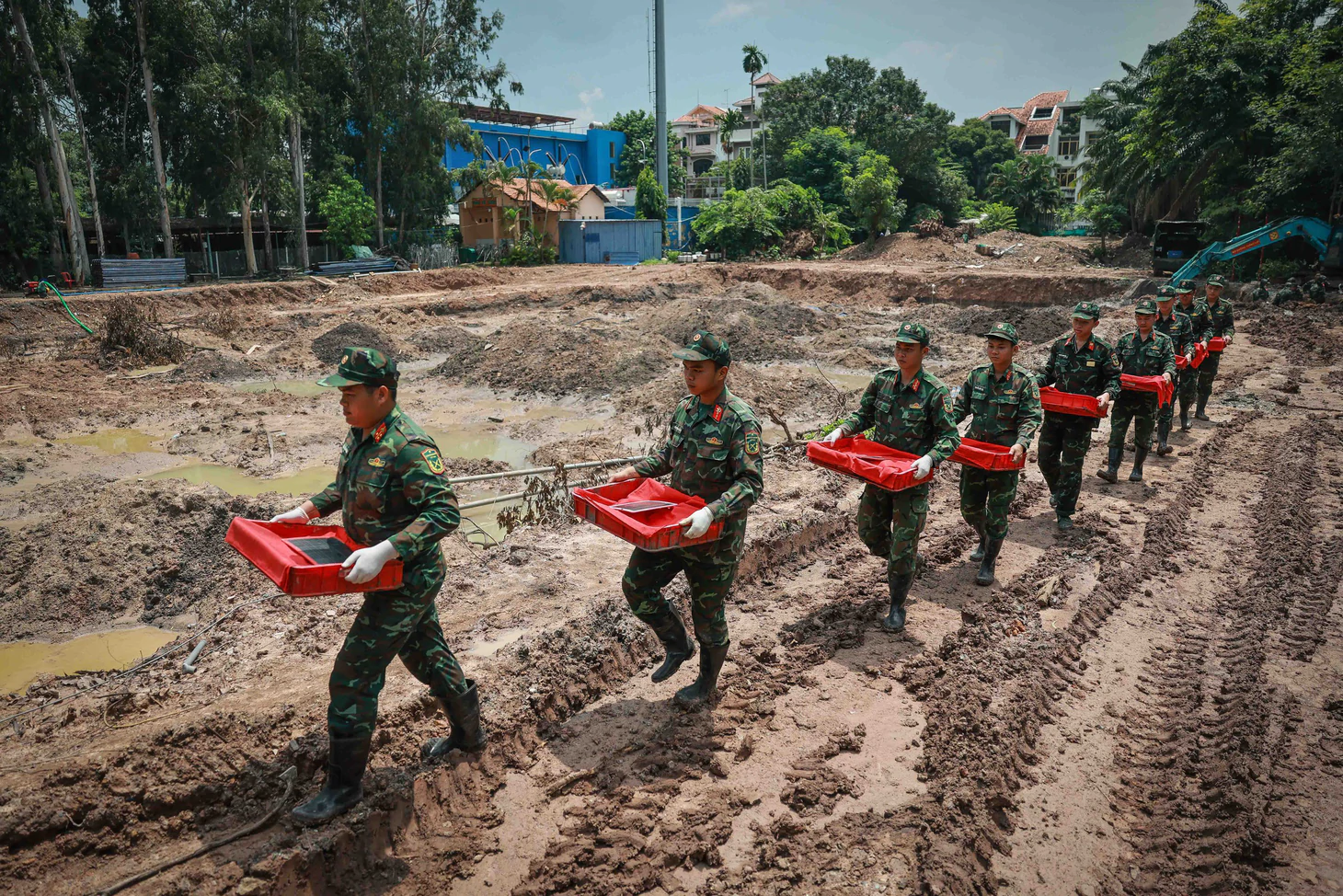 Chiến dịch 500 ngày đêm tìm kiếm, quy tập và xác định danh tính hài cốt liệt sĩ: “Mệnh lệnh từ trái tim” - Ảnh 24.