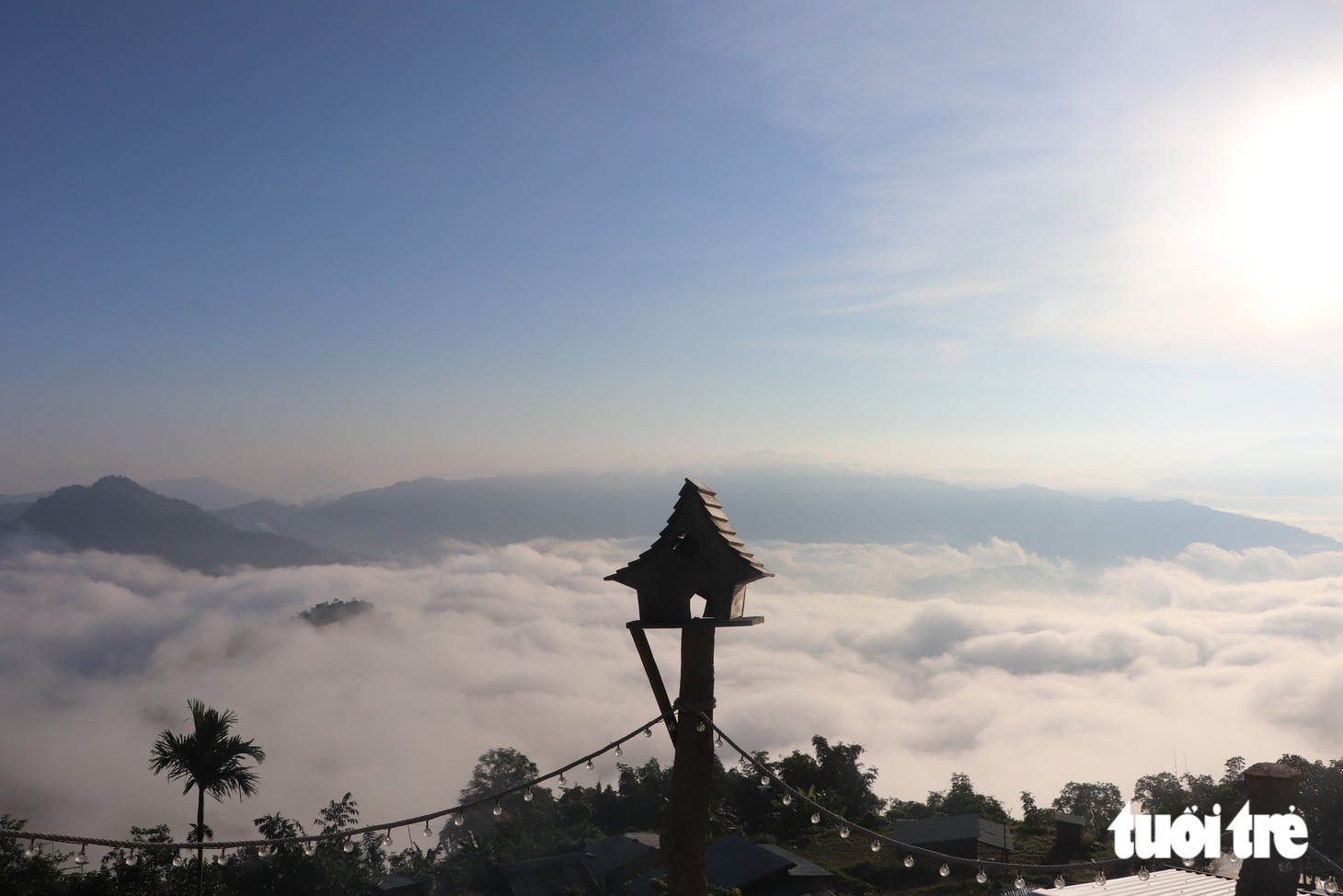 Ngẩn ngơ trước vẻ đẹp Tăk Pổ: “Thiên đường săn mây” mới nổi giữa núi rừng Đà Nẵng - Ảnh 5.