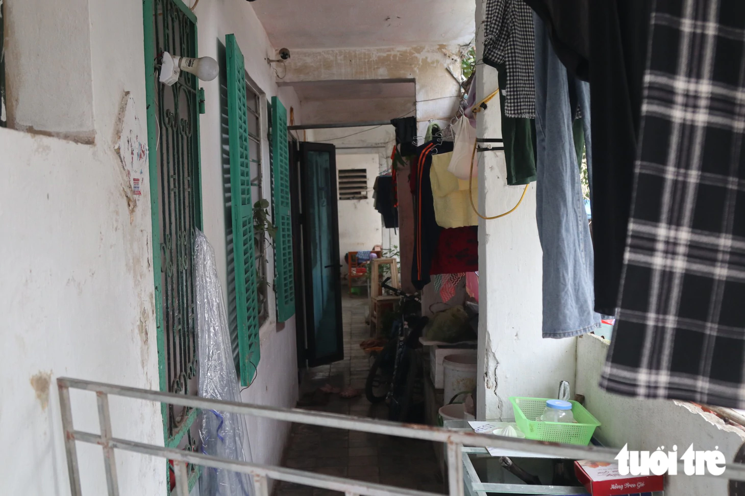 Di dời khỏi chung cư gần 50 năm tuổi, người dân mong căn hộ mới đủ rộng - Ảnh 4.