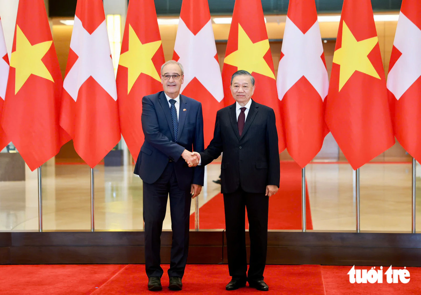 Tổng Bí thư, Chủ tịch nước Tô Lâm và Phu nhân đón Tổng thống Thụy Sĩ và Phu nhân - Ảnh 5.
