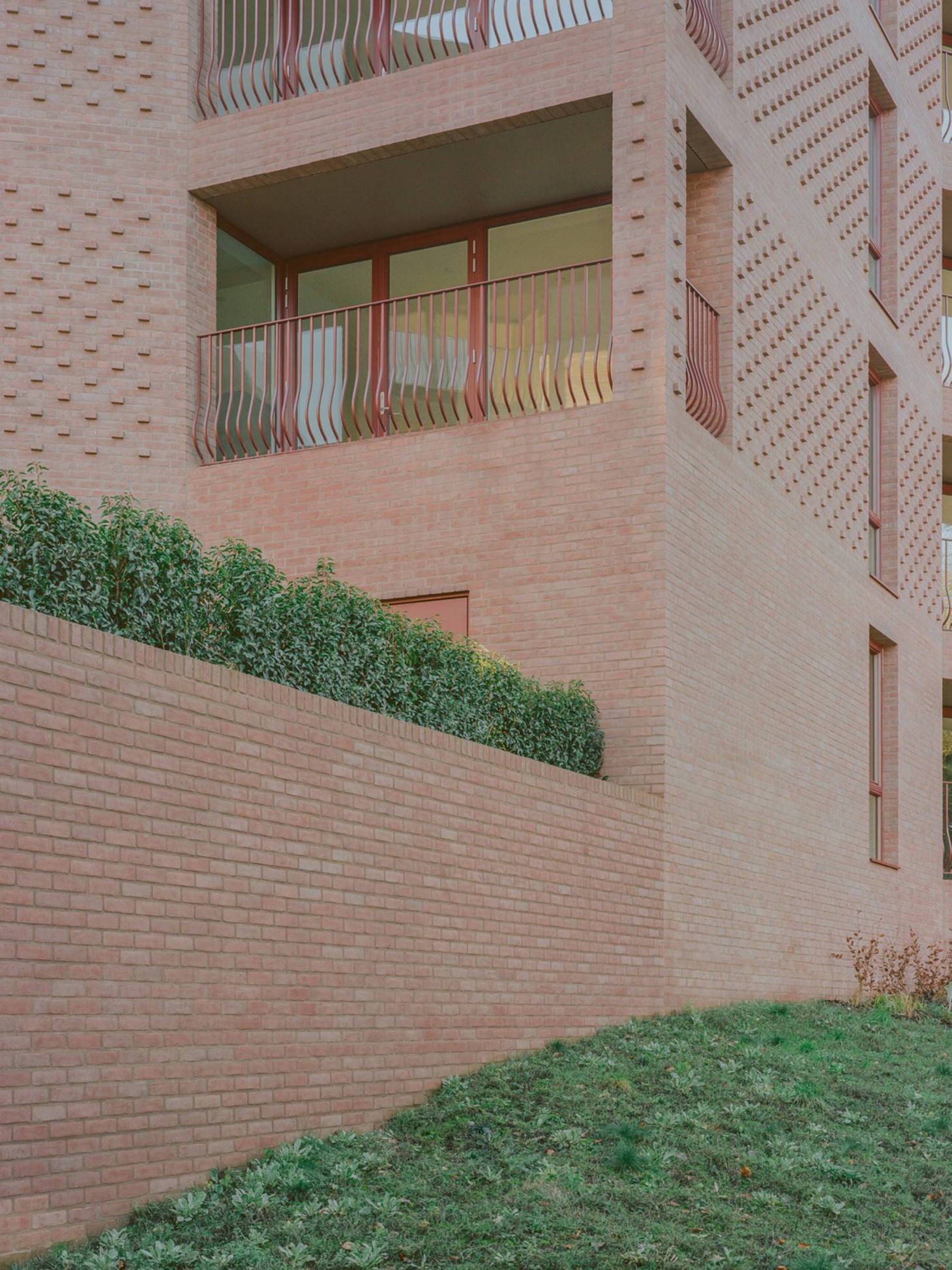 Dự án 'giải quyết nhu cầu cấp thiết về nhà ở quốc gia' giành giải thưởng RIBA Stirling danh giá - Ảnh 5.