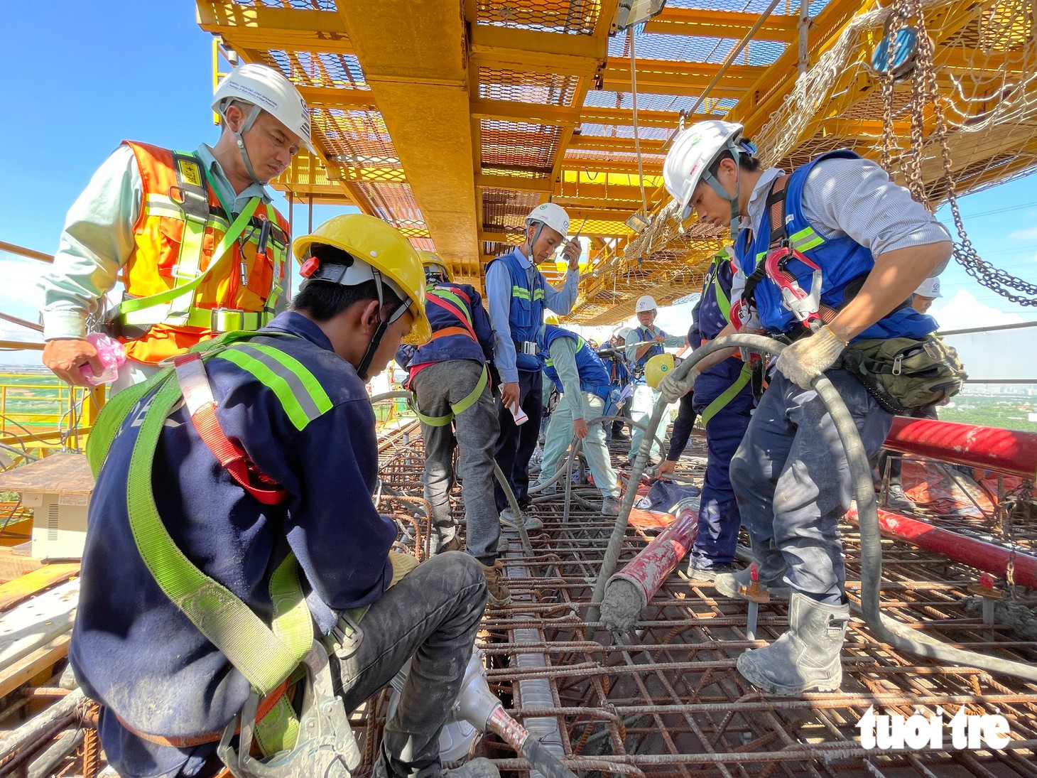 Nhìn lại cao tốc Bến Lức - Long Thành từ ngày hoang hoá đến con đường bon bon xe chạy - Ảnh 12.