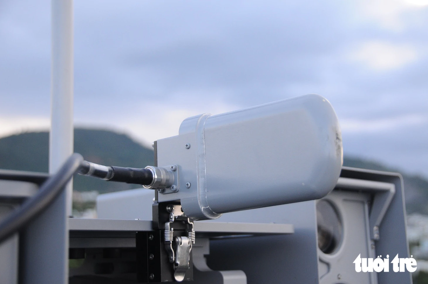 Đưa vào trực chiến dàn khí tài chống UAV quanh sân bay Đà Nẵng - Ảnh 5.