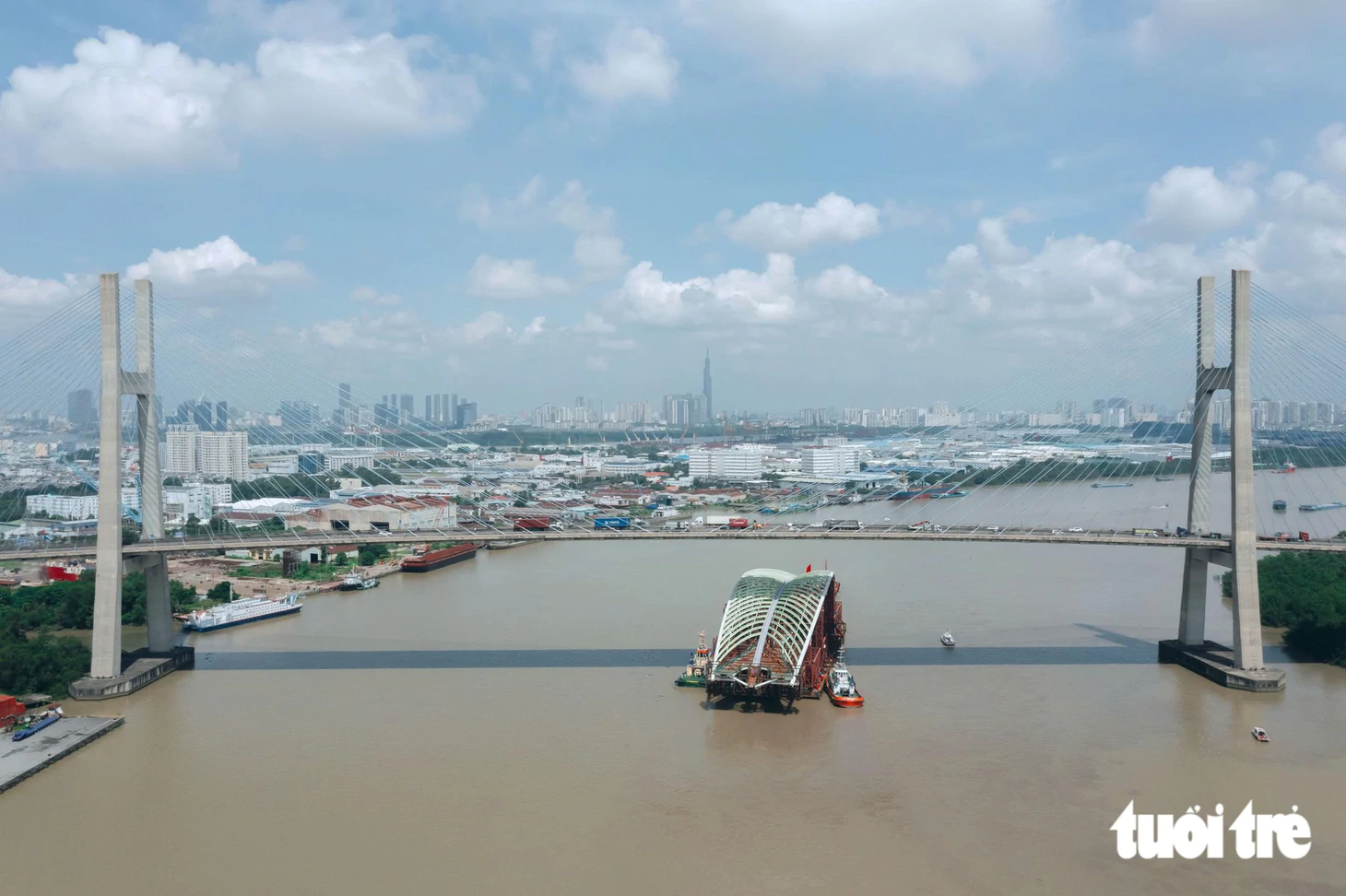 Hải trình 124km đưa "lá dừa nước thép" về hợp long cầu đi bộ qua sông Sài Gòn - Ảnh 28.