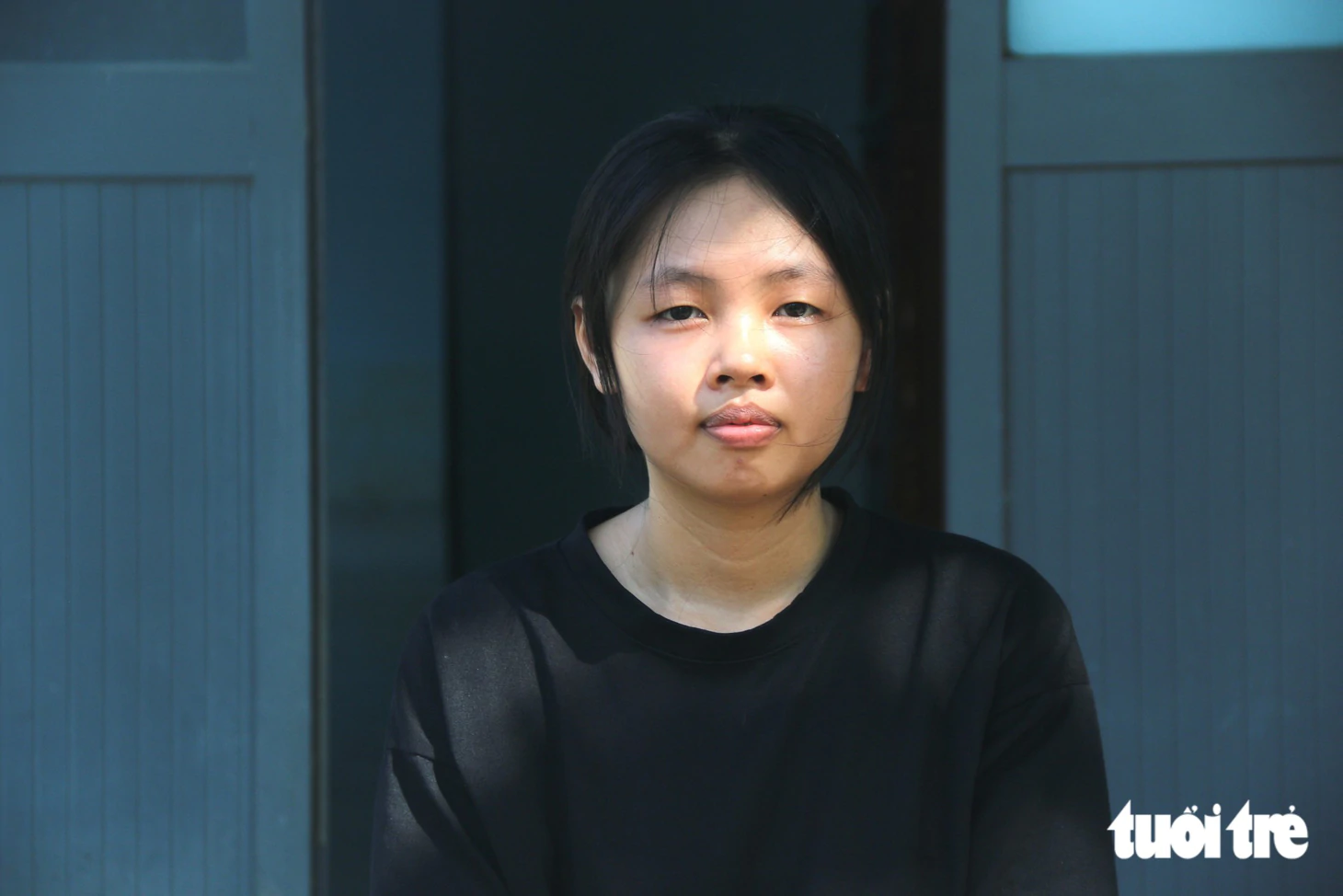 Nước mắt mồ côi của nữ sinh đêm đi rửa chén mướn - Ảnh 1.