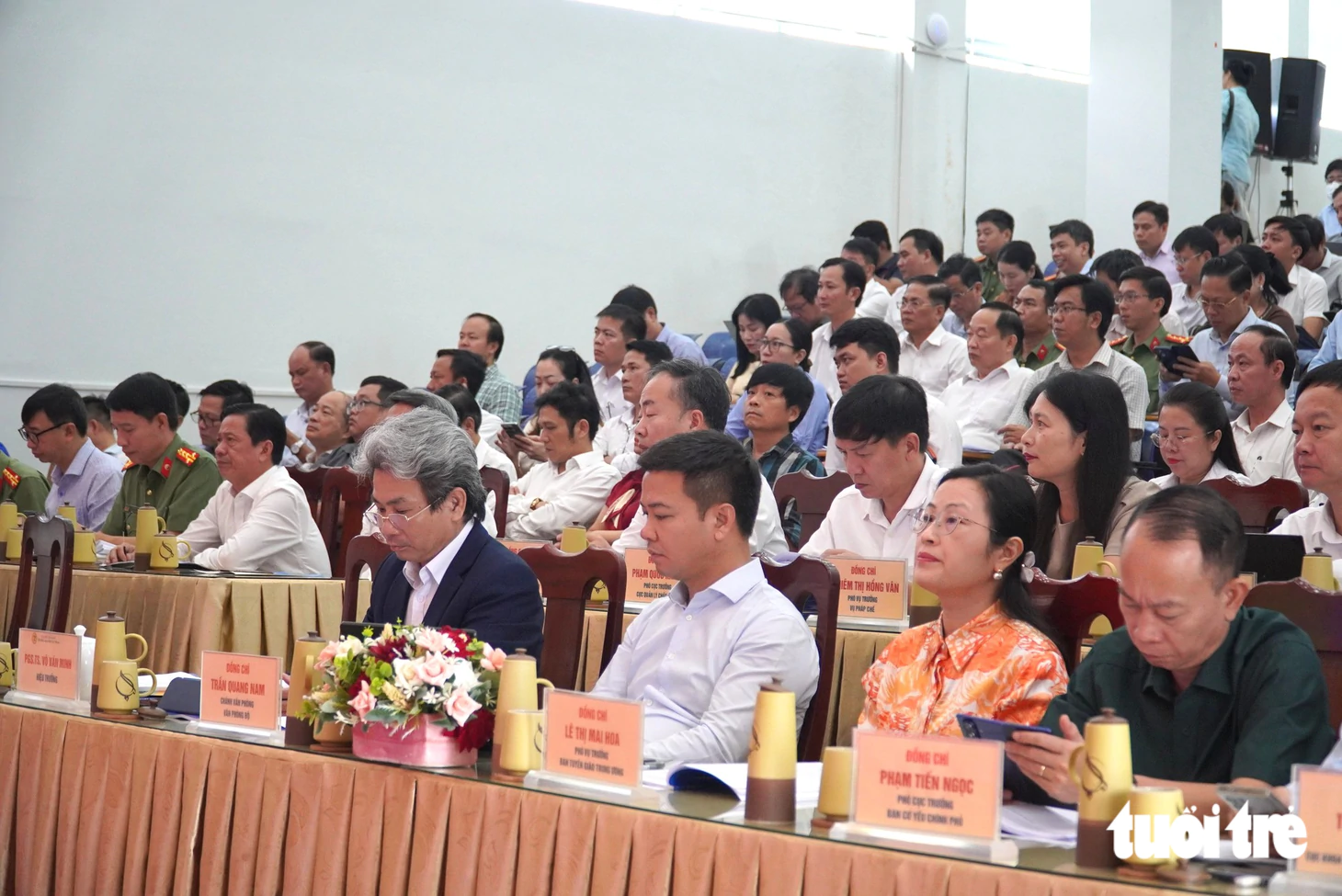Thứ trưởng Bộ Giáo dục và Đào tạo: Vi phạm thi cử ở Tuyên Quang có tổ chức, được bàn bạc và phân công rất rõ ràng - Ảnh 4.