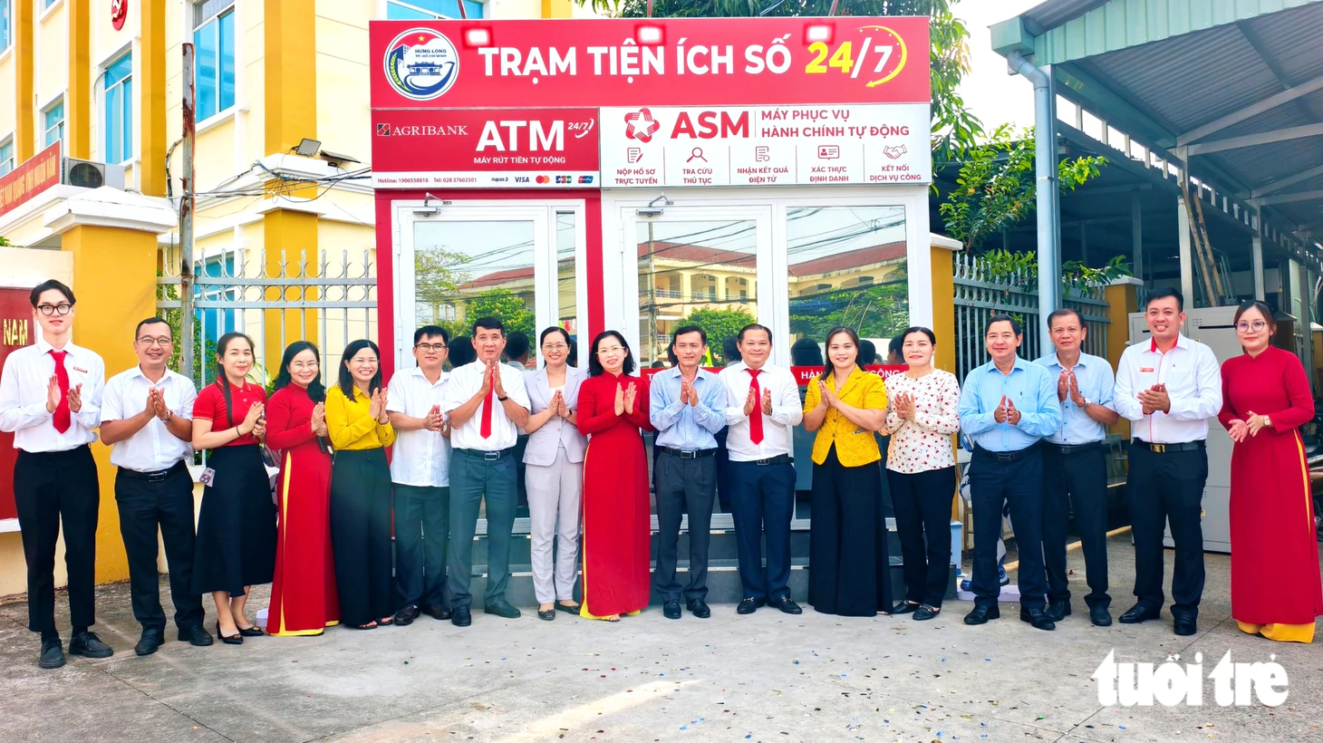 Hưng Long đưa trạm tiện ích số tích hợp AI phục vụ người dân 24/7 - Ảnh 1.