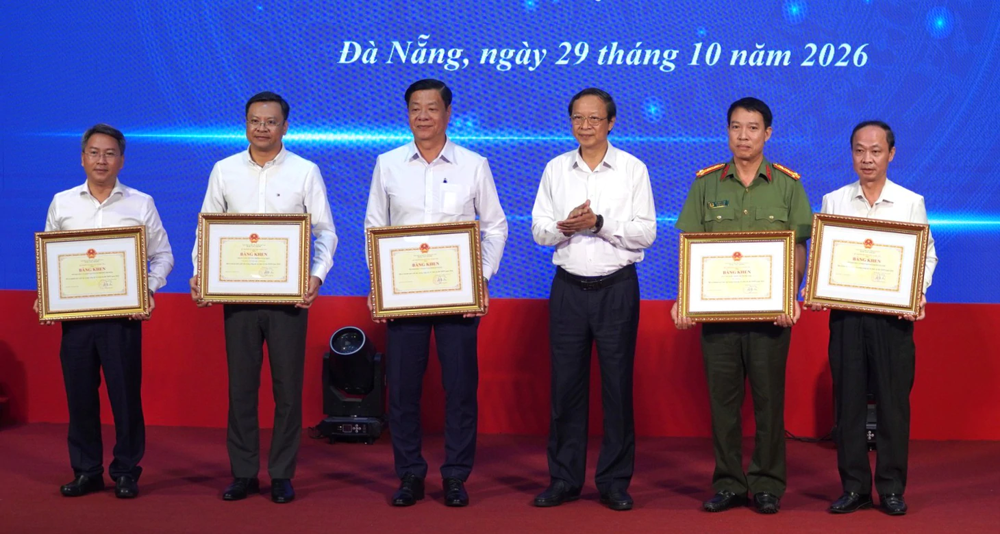 5 đề xuất chống gian lận thi tốt nghiệp THPT: Lắp camera, ‘trộn’ thí sinh nhiều trường - Ảnh 4.